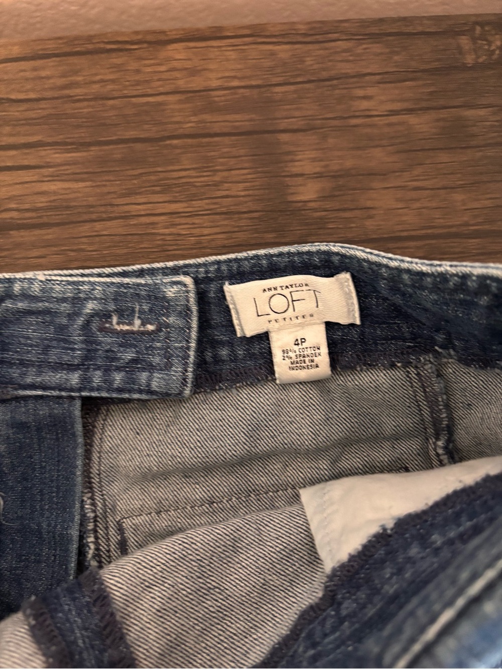 LOFT skirt size 4 petite - Picture 3 of 3